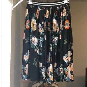 Beautiful pleated skirt